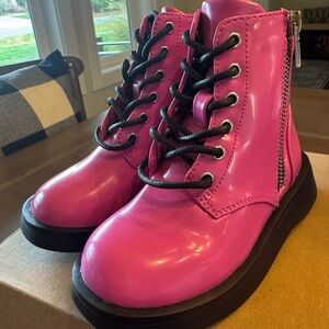 NWT Steve Madden Stylish Pink Kids Lace-Up Boots